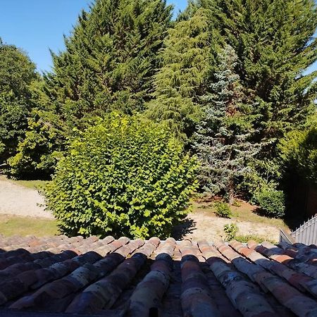 Appartement Dans Village Calme A 5 Min Des Lacs Mathaux Exterior foto
